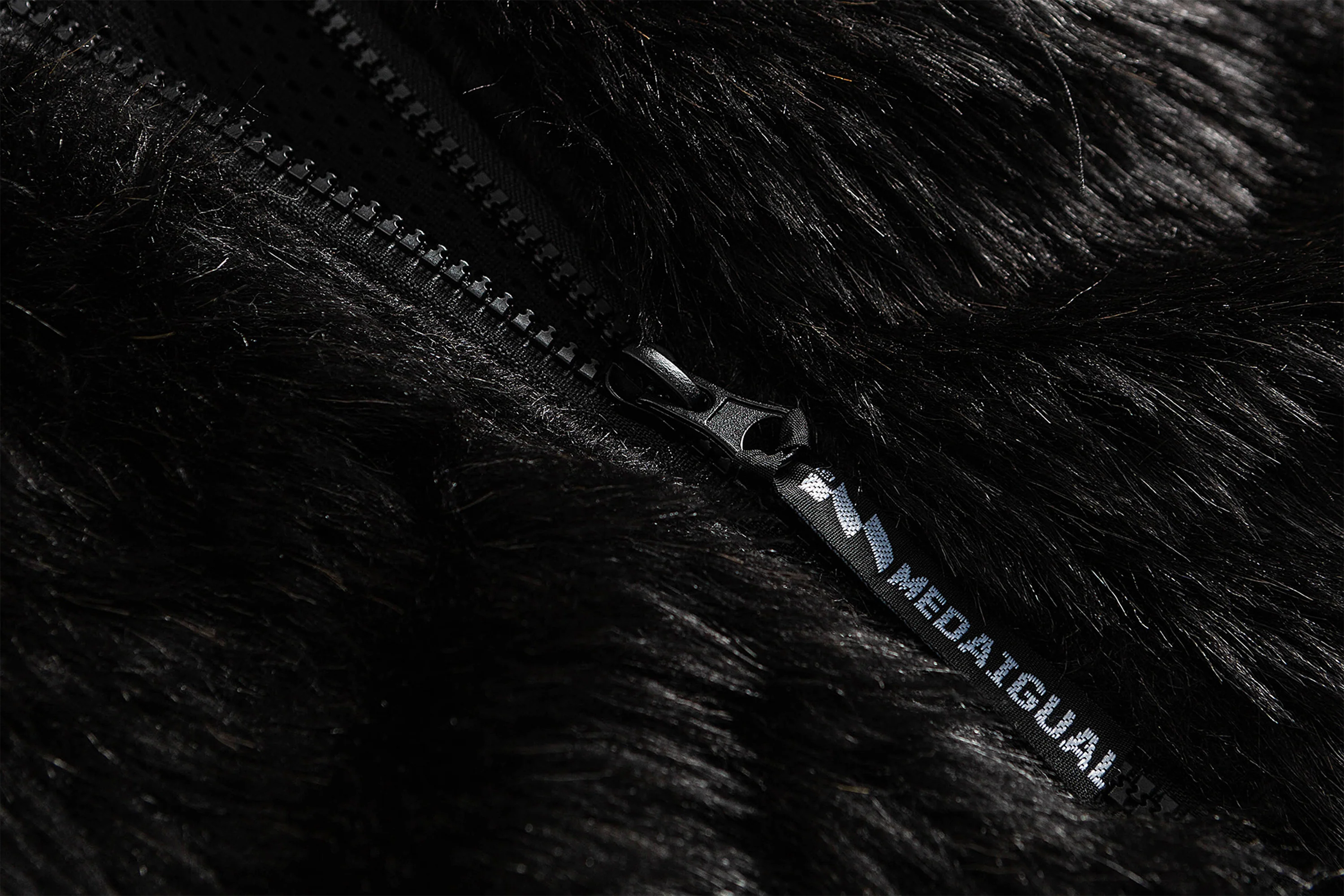 ME DA IGUAL Shaggy Multi-Pocket Faux Fur Jacket